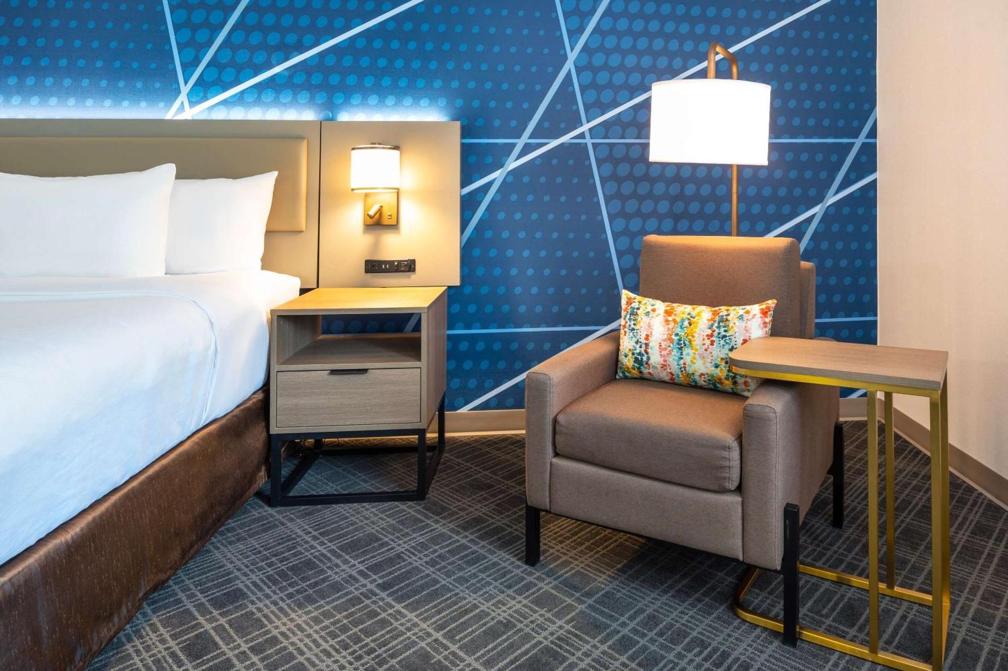 Comfort Inn & Suites Барри Экстерьер фото
