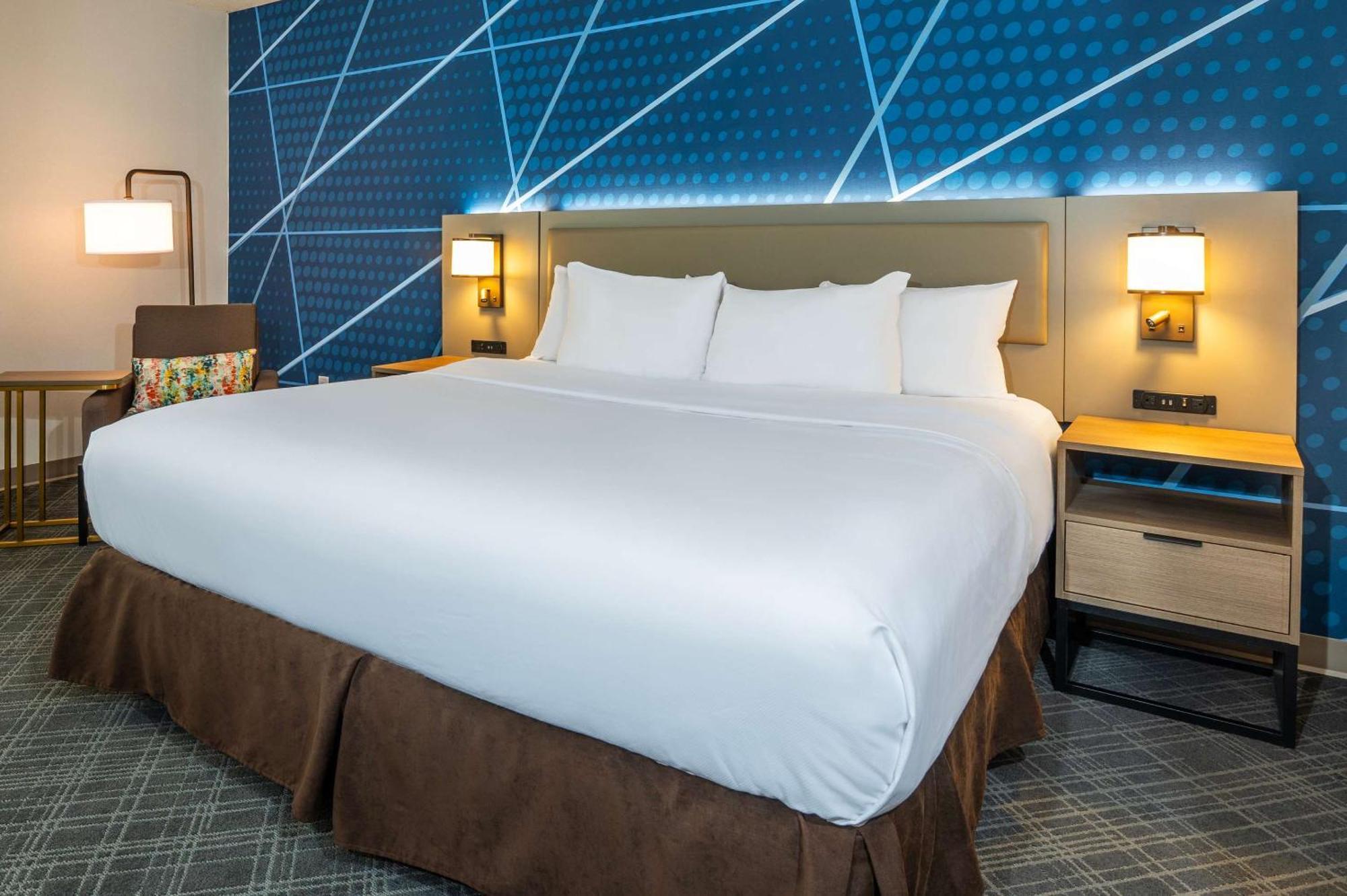 Comfort Inn & Suites Барри Экстерьер фото