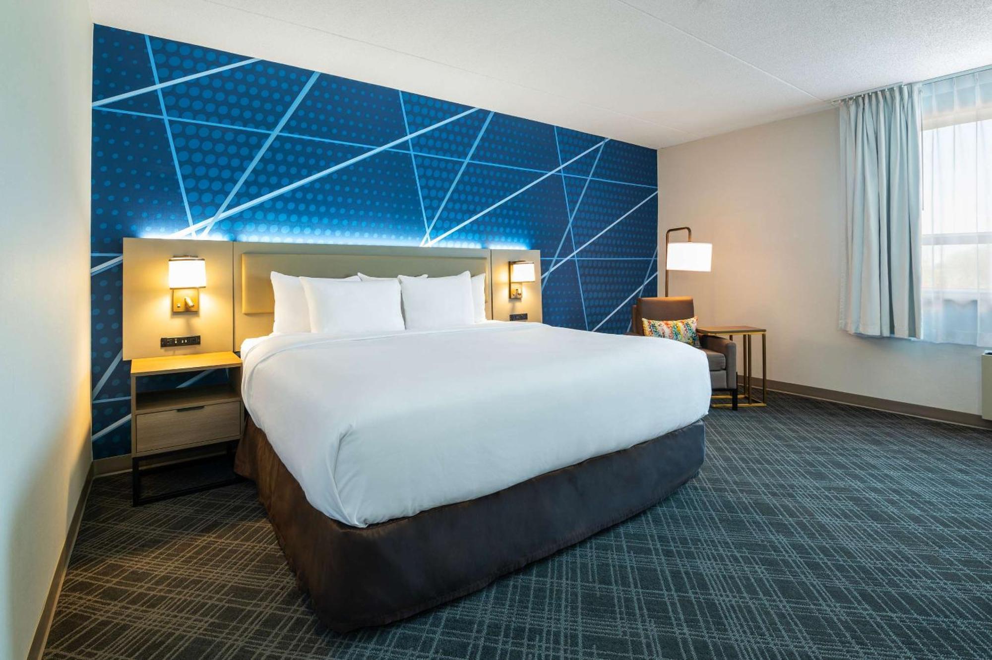 Comfort Inn & Suites Барри Экстерьер фото